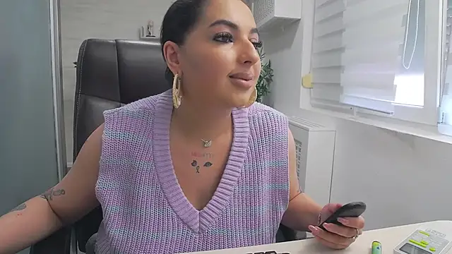 BustyAllyy online show from May 2026 03:19:02 PM