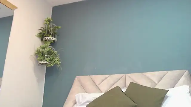 SharisWillian online show from November 2025 03:38:01 AM