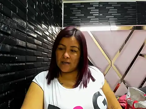 DaianaLutz online show from December 2025 02:25:01 PM