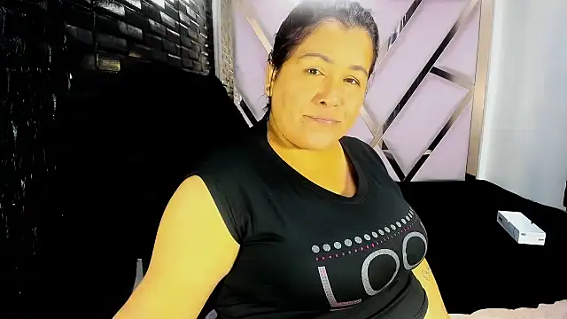 DaianaLutz online show from January 2026 01:58:01 PM