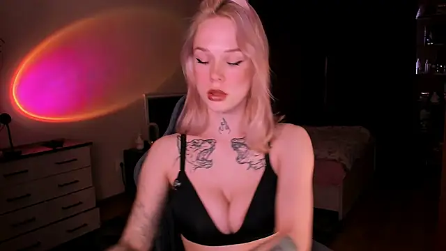 Polusladkoye online show from April 2026 03:12:01 PM