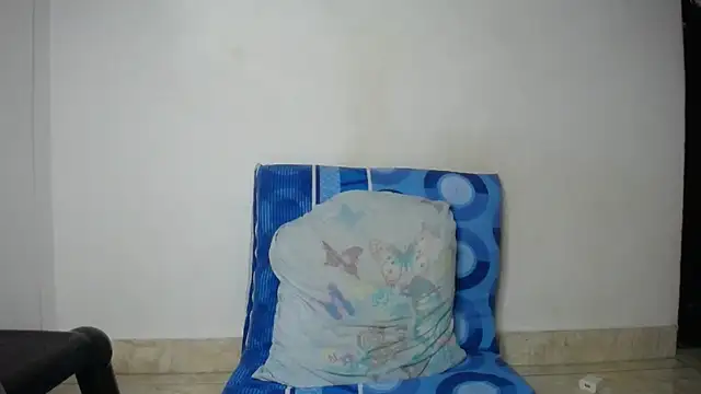 Snapshot of Eros_Smit chatting on April 2026 02:30:01 PM Eros Smit online show from April 2026 02:30:01 PM