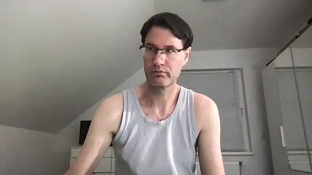 zxzx cam1 online show from March 2025 04:40:02 PM