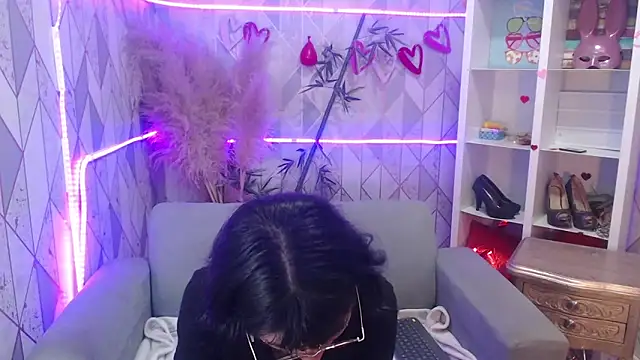 charlottemoonxz online show from September 2025 06:53:02 PM