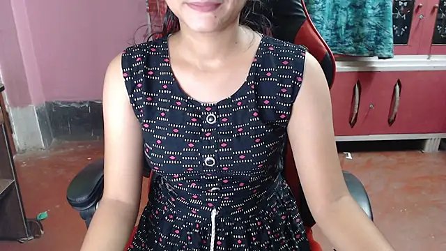 Angel Alison  online show from October 2025 06:42:01 PM
