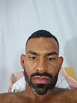 hole davidd online show from September 2025 03:39:02 AM