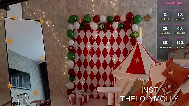 LolyMolli online show from October 2025 11:01:01 AM