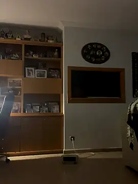 Kamaleonix online show from November 2025 08:52:01 PM