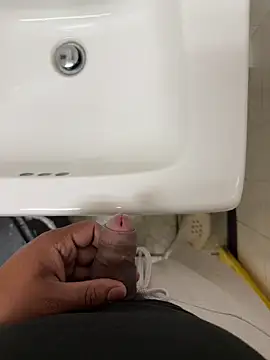 kiranx09 online show from April 2026 02:36:02 AM