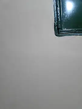 Snapshot of julietunderwoood chatting on November 2025 04:31:02 PM julietunderwoood online show from November 2025 04:31:02 PM