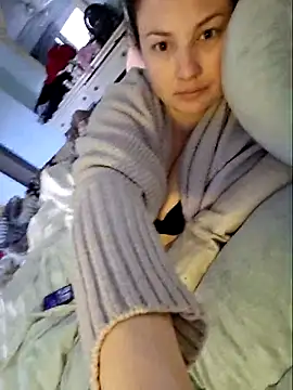 MilfyMrsRobinson online show from March 2025 12:12:01 PM