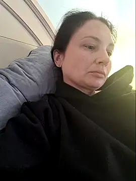 MilfyMrsRobinson online show from March 2025 12:12:01 PM