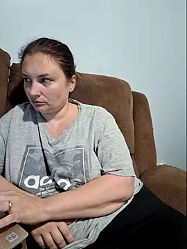 MilfyMrsRobinson online show from September 2025 11:12:02 AM