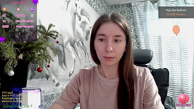 Snapshot of Wowpornoo chatting on December 2024 10:17:01 AM Wowpornoo online show from December 2024 10:17:01 AM