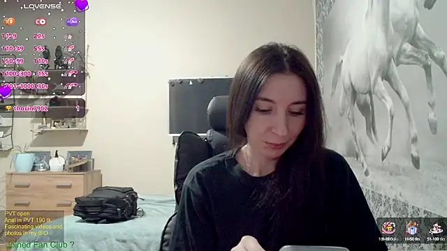 Snapshot of Wowpornoo chatting on January 2025 05:01:01 PM Wowpornoo online show from January 2025 05:01:01 PM