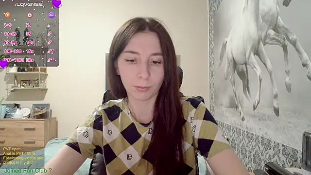 Snapshot of Wowpornoo chatting on January 2025 12:06:02 PM Wowpornoo online show from January 2025 12:06:02 PM