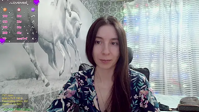 Snapshot of Wowpornoo chatting on February 2025 11:33:02 AM Wowpornoo online show from February 2025 11:33:02 AM