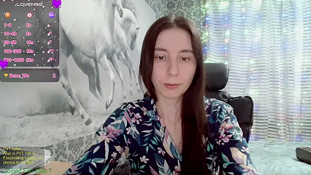 Snapshot of Wowpornoo chatting on February 2025 03:39:02 PM Wowpornoo online show from February 2025 03:39:02 PM