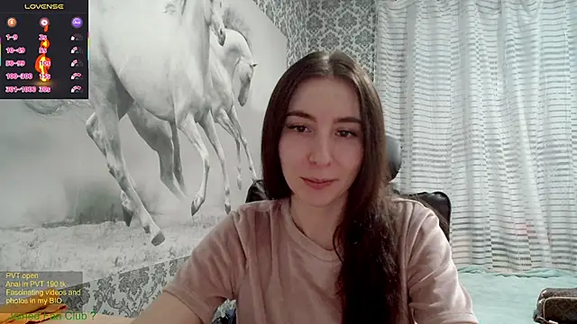 Snapshot of Wowpornoo chatting on February 2025 05:07:01 PM Wowpornoo online show from February 2025 05:07:01 PM