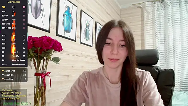 Snapshot of Wowpornoo chatting on March 2025 03:39:01 PM Wowpornoo online show from March 2025 03:39:01 PM