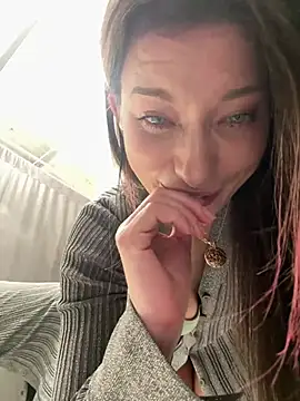 MooonReal online show from December 2024 06:29:01 AM