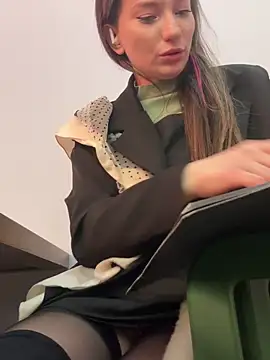 MooonReal online show from January 2025 06:42:01 AM