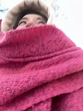 MooonReal online show from February 2025 03:06:01 AM