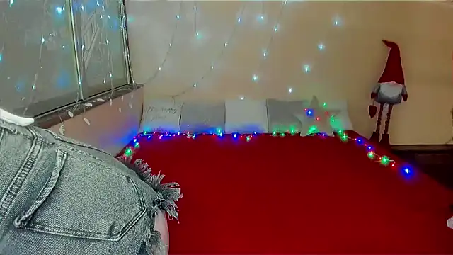 Snapshot of LizaSenri chatting on January 2025 02:03:01 PM LizaSenri online show from January 2025 02:03:01 PM