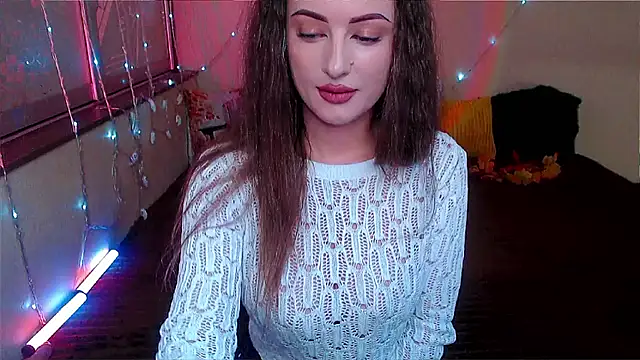 Snapshot of LizaSenri chatting on November 2025 08:19:01 AM LizaSenri online show from November 2025 08:19:01 AM