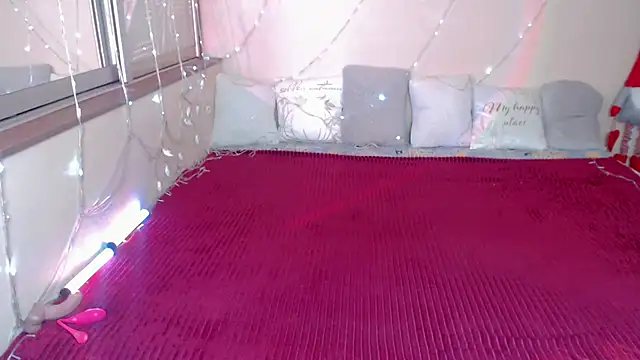 Snapshot of LizaSenri chatting on January 2026 08:27:02 AM LizaSenri online show from January 2026 08:27:02 AM