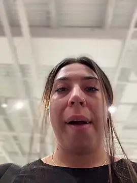 KimArts online show from December 2025 06:57:02 PM