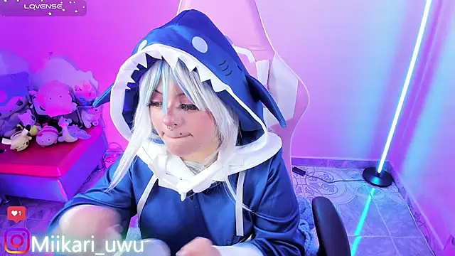 Snapshot of Ahri_Elderwood chatting on December 2025 04:06:01 AM Ahri Elderwood online show from December 2025 04:06:01 AM