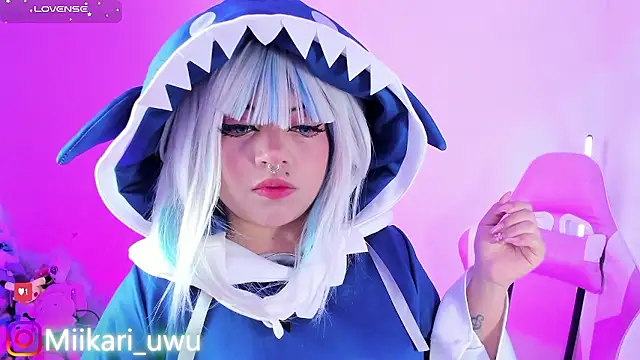 Snapshot of Ahri_Elderwood chatting on January 2026 05:24:02 AM Ahri Elderwood online show from January 2026 05:24:02 AM