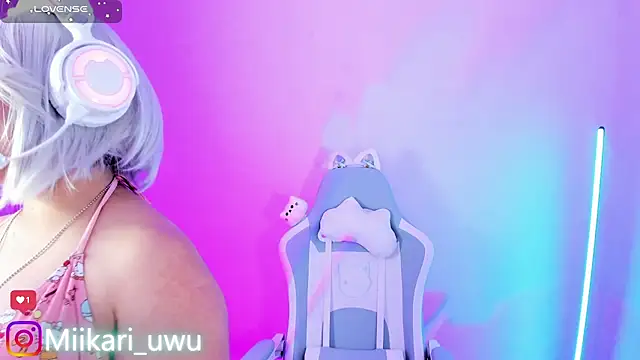 Ahri Elderwood online show from March 2026 04:50:01 AM