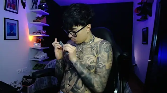 jung dragon online show from November 2025 06:15:01 AM