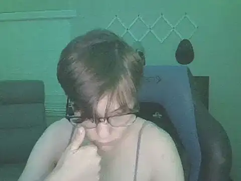 Snapshot of KaliSnow199623 chatting on February 2025 05:29:01 AM KaliSnow199623 online show from February 2025 05:29:01 AM