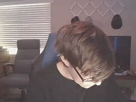 Snapshot of KaliSnow199623 chatting on February 2025 12:46:01 AM KaliSnow199623 online show from February 2025 12:46:01 AM