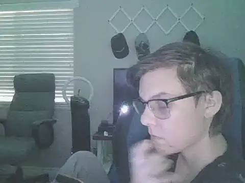 Snapshot of KaliSnow199623 chatting on February 2025 01:31:02 AM KaliSnow199623 online show from February 2025 01:31:02 AM