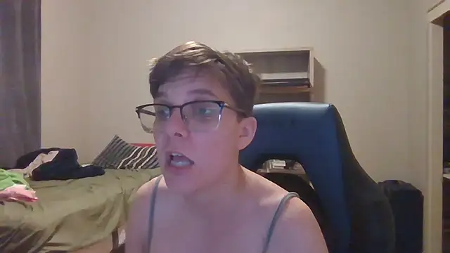 Snapshot of KaliSnow199623 chatting on October 2025 03:07:02 AM KaliSnow199623 online show from October 2025 03:07:02 AM