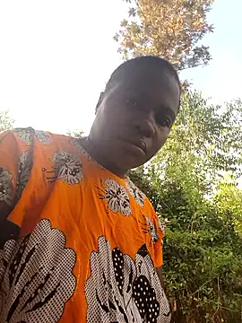 missarpie online show from October 2025 03:50:02 AM