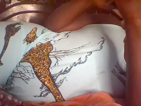 missarpie online show from December 2025 09:52:02 PM