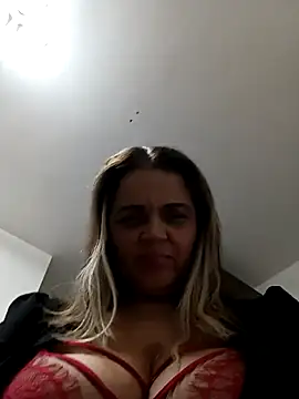 hugebobbs online show from September 2025 12:41:01 PM