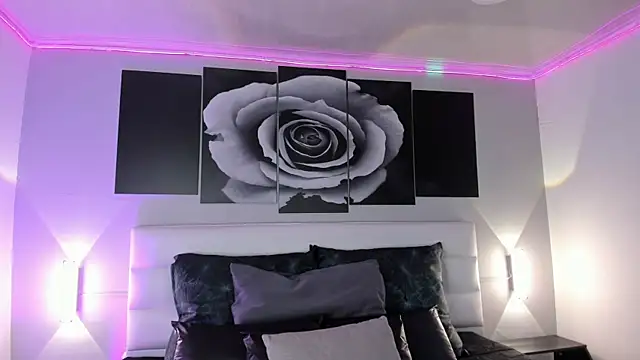 sofi bakerr online show from November 2025 11:43:01 AM