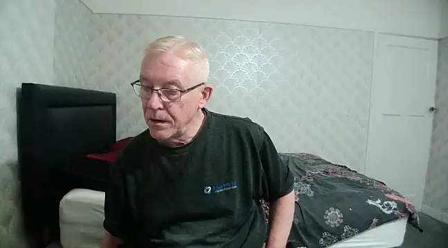 shaun63m online show from February 2025 01:09:02 AM