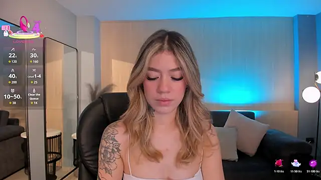 ViolettHansson online show from November 2025 11:21:01 AM