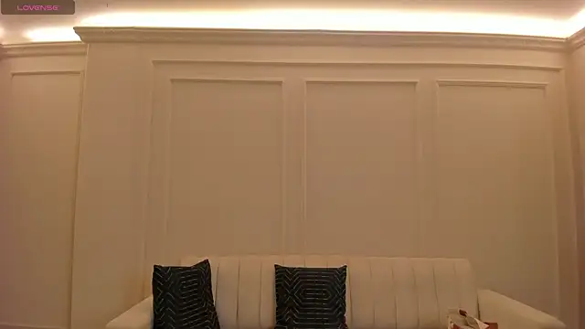 AliceHarper  online show from January 2026 07:48:01 PM