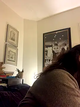 Snapshot of holyeroticss chatting on October 2025 02:08:01 AM holyeroticss online show from October 2025 02:08:01 AM