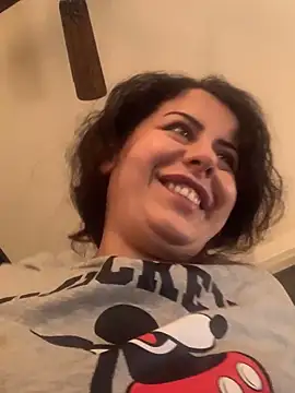 Snapshot of holyeroticss chatting on November 2025 03:28:01 AM holyeroticss online show from November 2025 03:28:01 AM