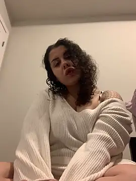 holyeroticss online show from February 2026 02:12:02 AM