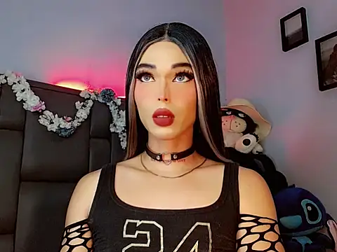 Marian LV online show from October 2025 11:05:02 AM